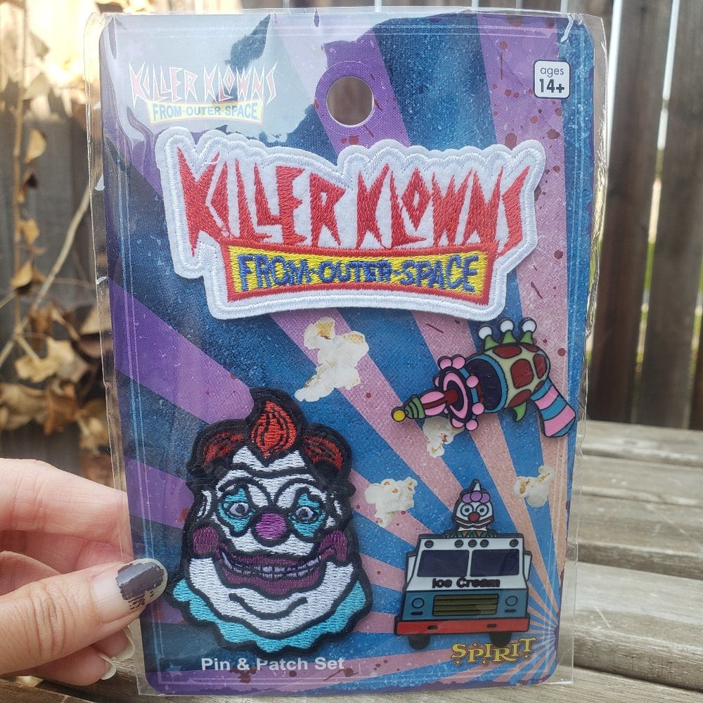 Killer Klowns From Outer Space Pin & Patch Set NWT
